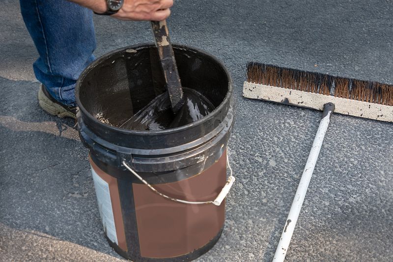 Driveway Sealcoating Products and Supplies